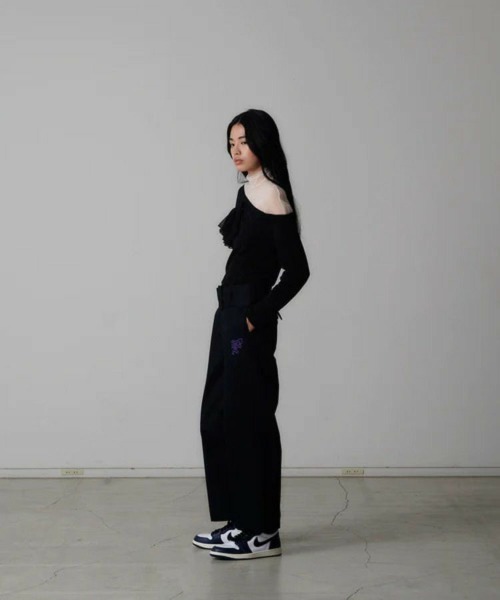 FACETASM（ファセッタズム）の「【FACETASM / ファセッタズム】BELTED BIG HEART PANTS / ネイビー [NAT-PT-U0（チノパンツ・メンズ・ネイビー・3/4）」の4枚目の写真