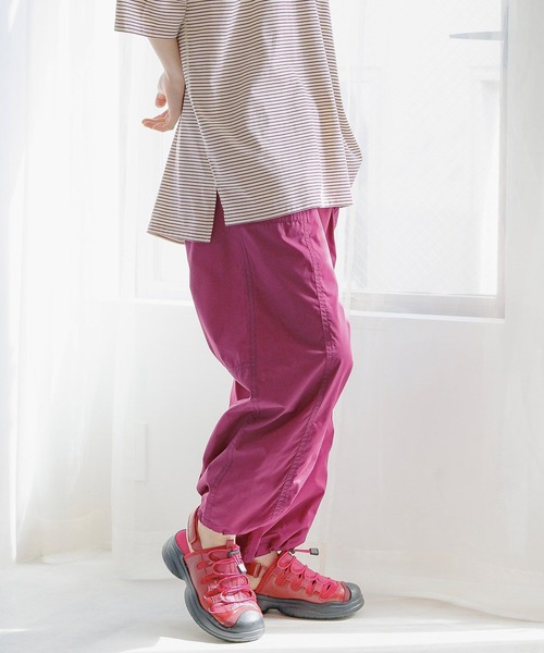 niko and...(ニコアンド)の「オリジナルメッシュボリュームサンダル(サンダル・レディース・ブラック/キャメル/ボルドー/アイボリー・SMALL/LARGE/MEDIUM)」の8枚目の写真