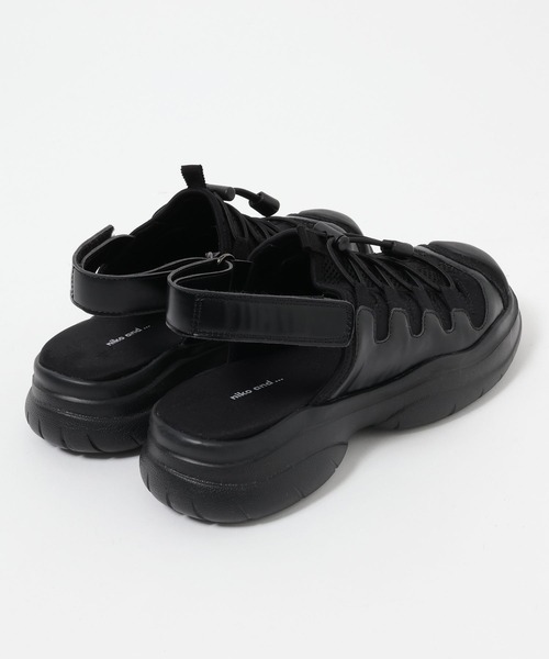 niko and...(ニコアンド)の「オリジナルメッシュボリュームサンダル(サンダル・レディース・ブラック/キャメル/ボルドー/アイボリー・SMALL/LARGE/MEDIUM)」の21枚目の写真