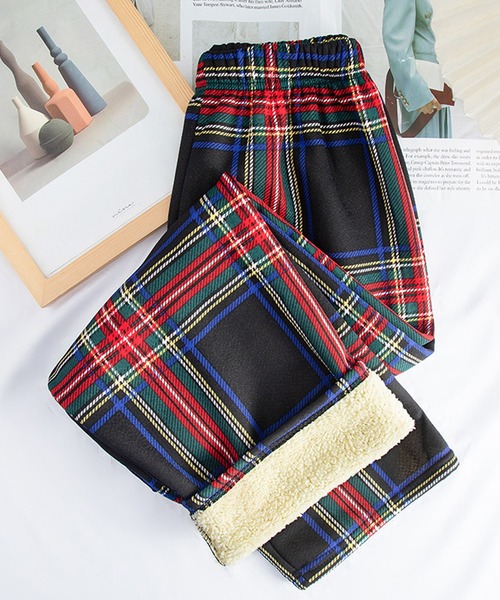 LUMIRA(アパレル)(ルミラ)の「着る毛布 パンツ(その他パンツ・レディース・B/I/K/L/M/N/D/E/F/A/J/G・FREE)」の7枚目の写真