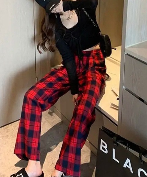 LUMIRA(アパレル)(ルミラ)の「着る毛布 パンツ(その他パンツ・レディース・B/I/K/L/M/N/D/E/F/A/J/G・FREE)」の8枚目の写真