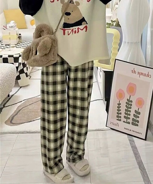 LUMIRA(アパレル)(ルミラ)の「着る毛布 パンツ(その他パンツ・レディース・B/I/K/L/M/N/D/E/F/A/J/G・FREE)」の13枚目の写真