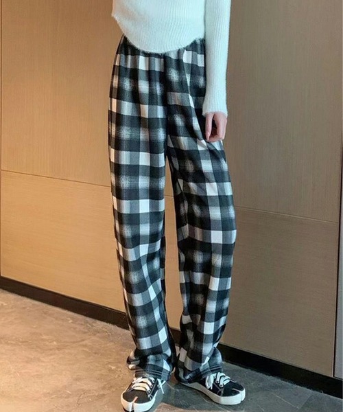 LUMIRA(アパレル)(ルミラ)の「着る毛布 パンツ(その他パンツ・レディース・B/I/K/L/M/N/D/E/F/A/J/G・FREE)」の16枚目の写真
