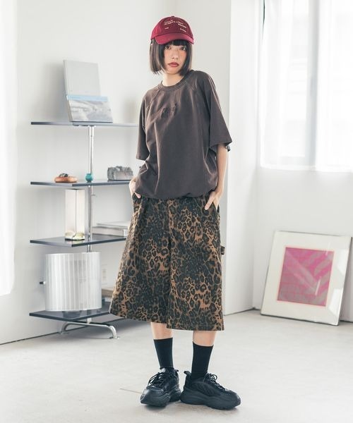 PBLIM（ページボーイリム）の「《UNISEX》プックリロゴTシャツ（Tシャツ/カットソー・レディース・ブルー/チャコールグレー/マスタード・MEDIUM/LARGE）」の6枚目の写真