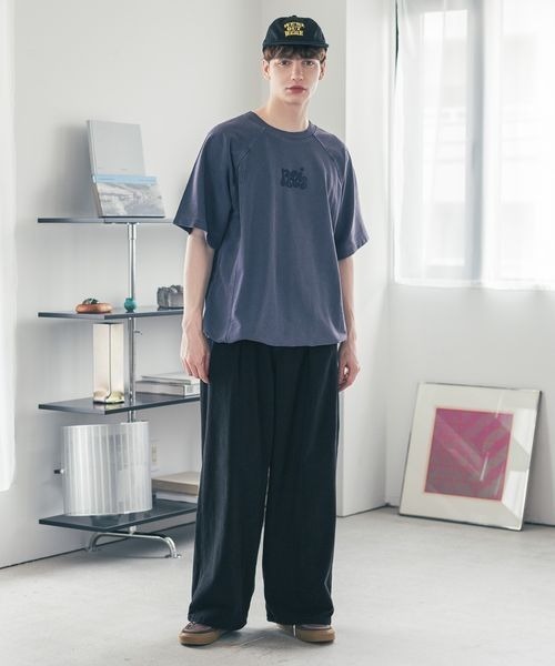 PBLIM（ページボーイリム）の「《UNISEX》プックリロゴTシャツ（Tシャツ/カットソー・レディース・ブルー/チャコールグレー/マスタード・MEDIUM/LARGE）」の21枚目の写真