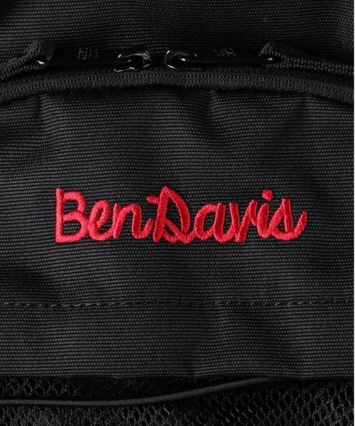 Right-on(ライトオン)の「【BEN DAVIS】「STREET DAYPACK」バックパック / 31L(バックパック/リュック・メンズ・ホワイト×ブラック/レッド・ONE SIZE)」の4枚目の写真