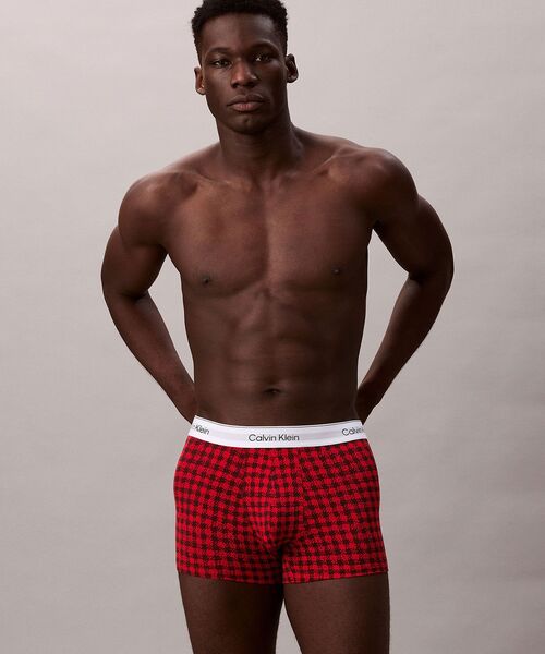 Calvin Klein（カルバン・クライン）の「2枚パック Icon Cotton Stretch ボクサーパンツ[JUNG KOOK / ジョングク着用商品]（ボクサーパンツ・メンズ・ブラック系その他/ブラック/マルチ/ホワイト/ブルー系その他/グレー系その他/ブラック×レッド/レッド系その他・L/M/XL/S）」の22枚目の写真