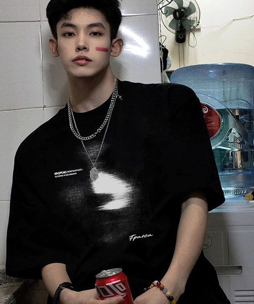 B.R.U(ブル)の「シルエットプリントTシャツアソート(Tシャツ/カットソー・メンズ・ブラック/レッド/ネイビー/オフホワイト/ブラック系その他/ピンク・FREE)」の7枚目の写真