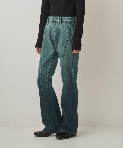 Juha（ユハ）の「GRADATION FLARE DENIM（デニムパンツ・メンズ・ブルー/ブラック・2/3/4）」の2枚目の写真