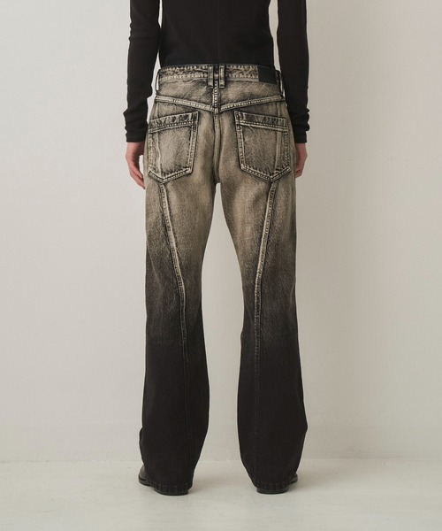 Juha（ユハ）の「GRADATION FLARE DENIM（デニムパンツ・メンズ・ブルー/ブラック・2/3/4）」の8枚目の写真