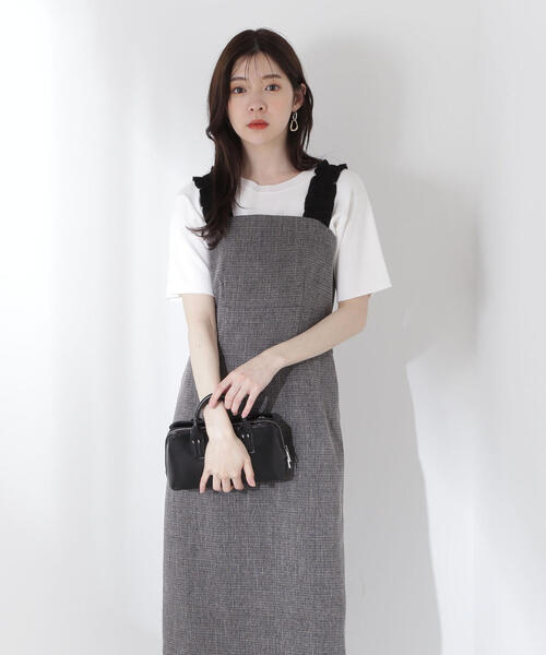 PROPORTION BODY DRESSING(プロポーションボディドレッシング)の「ショルダーフリルワンピース / 1215140900(ワンピース・レディース・ブラック系その他/ベージュ系その他・SMALL/MEDIUM)」の4枚目の写真