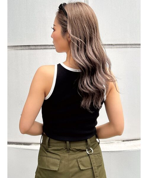 GYDA（ジェイダ）の「unshakable mindタンクトップ（タンクトップ・レディース・スカイブルー/ブラック/オフホワイト・FREE）」の10枚目の写真