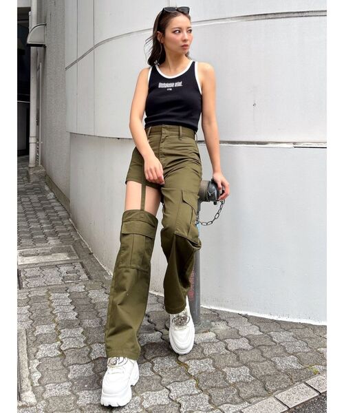 GYDA（ジェイダ）の「unshakable mindタンクトップ（タンクトップ・レディース・スカイブルー/ブラック/オフホワイト・FREE）」の12枚目の写真