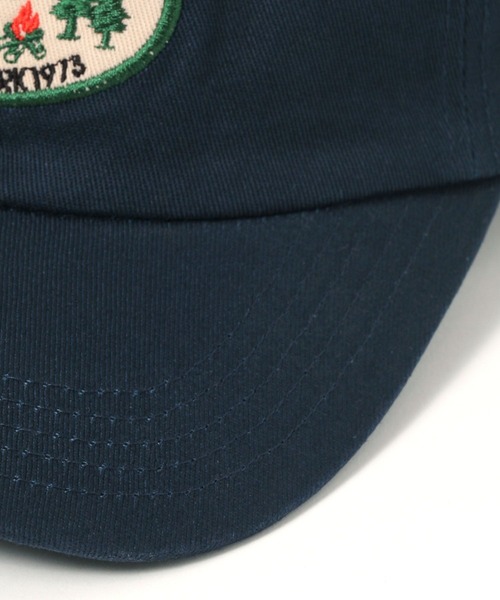 LAKOLE（ラコレ）の「オーバル刺繍CAP / 323260（キャップ・メンズ・チェリーレッド/ブラック/ネイビー・9）」の11枚目の写真