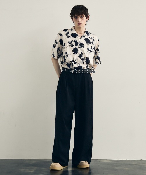 Shoowtime(ショウタイム)の「Retro flower pattern monotone open-neck shirt / レトロフラワーパターンモノトーン開襟シャツ(シャツ/ブラウス・メンズ・ホワイト系/ブラック系・MEDIUM/LARGE/X-LARGE)」の13枚目の写真