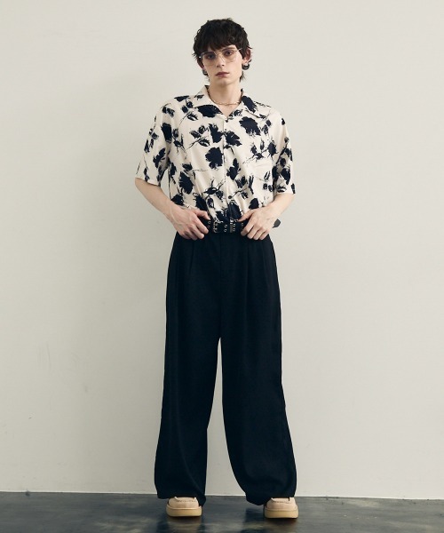 Shoowtime(ショウタイム)の「Retro flower pattern monotone open-neck shirt / レトロフラワーパターンモノトーン開襟シャツ(シャツ/ブラウス・メンズ・ホワイト系/ブラック系・MEDIUM/LARGE/X-LARGE)」の16枚目の写真