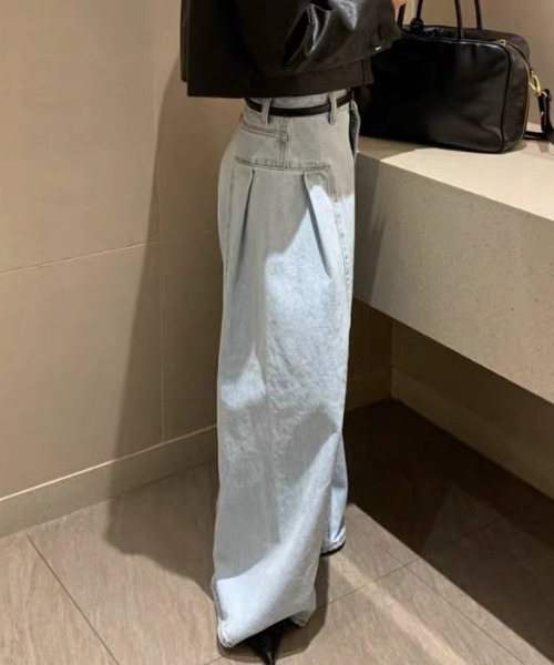 MONO8（モノハチ）の「サイドフレア　ワイドデニムパンツ（デニムパンツ・レディース・オフホワイト/ブルーグレー・M/S）」の11枚目の写真