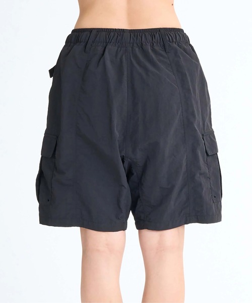 ROXY(ロキシー)の「WILD WANDER /ロキシーワイドシルエットカーゴハーフパンツ(その他パンツ・レディース・ブラック/グリーン/ブラウン・SMALL/LARGE/MEDIUM)」の6枚目の写真
