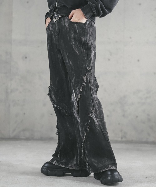 Shoowtime（ショウタイム）の「Fringe design flared denim pants / フリンジデザインフレアデニムパンツ（デニムパンツ・メンズ・ブラック系・X-LARGE/LARGE/MEDIUM/SMALL）」の4枚目の写真