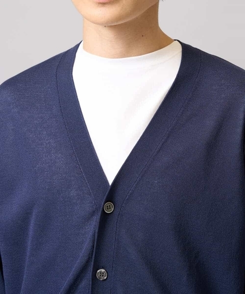 a.v.v（アーヴェヴェ）の「【洗濯機で洗える】ドライタッチ サマーセミシアーカーディガン（カーディガン/ボレロ・メンズ・ネイビー/チャコールグレー・48/46）」の22枚目の写真