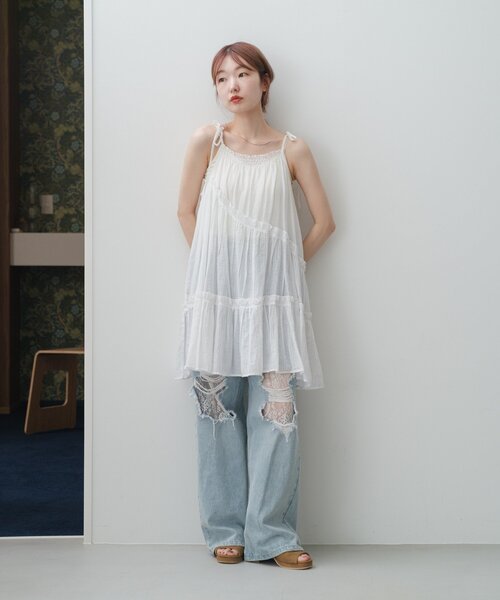 Kastane(カスタネ)の「【高身長サイズ追加/低身長サイズ/3サイズ展開/WEB限定サイズ/ウエスト調節可】レースデニムパンツ(デニムパンツ・レディース・ブラック/ブルー・0/1/2)」の14枚目の写真