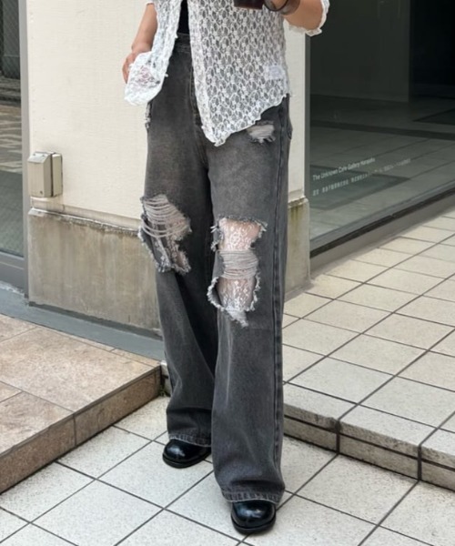 Kastane(カスタネ)の「【高身長サイズ追加/低身長サイズ/3サイズ展開/WEB限定サイズ/ウエスト調節可】レースデニムパンツ(デニムパンツ・レディース・ブラック/ブルー・0/1/2)」の7枚目の写真