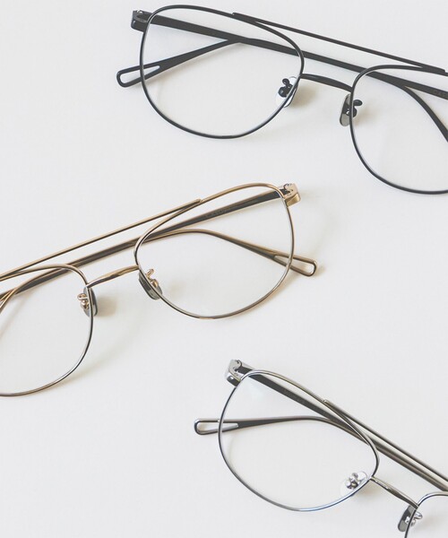 CASU eyewear（キャスアイウェア）の「【別注】CASU / Womack（メガネ・メンズ・ブラック/シルバー/ゴールド・ONE SIZE）」の4枚目の写真