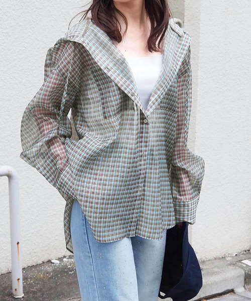 tiptop（ティップトップ）の「アソートシアーフードBIGシャツ（シャツ/ブラウス・レディース・オフホワイト/ピンク/チャコールグレー/ブルー系その他/ブラック系その他・FREE）」の4枚目の写真