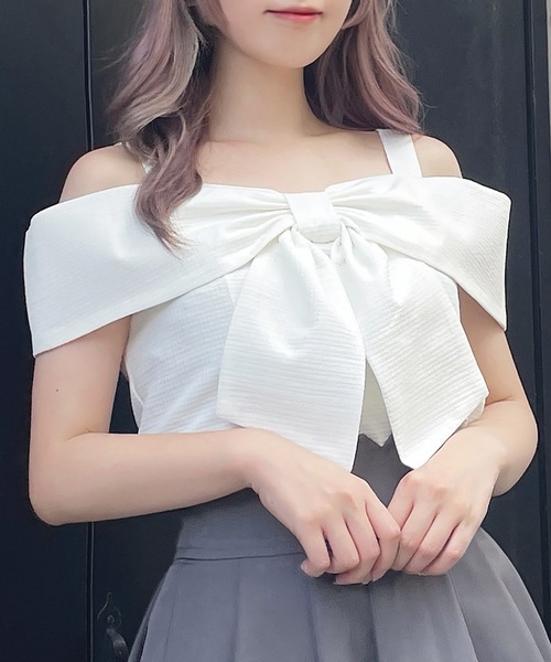 abc une face（アーベーセーアンフェイス）の「オフショルリボンブラウス（シャツ/ブラウス・レディース・ブラック/グリーン/ホワイト/イエロー/ホワイト系その他・FREE）」の2枚目の写真