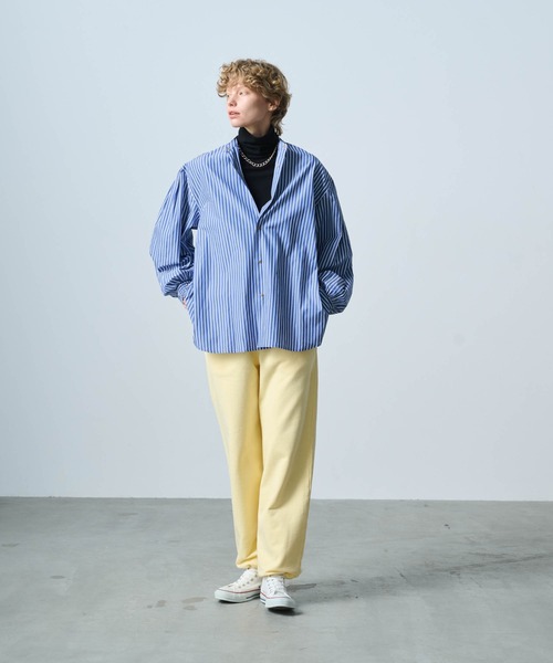 kha:ki(カーキ)の「「KHA:KI / カーキ」STRAIGHT SWEAT PANTS(スウェットパンツ・レディース・アッシュグレー/ライトイエロー/ブラック/ダークブラウン系・1/2)」の5枚目の写真
