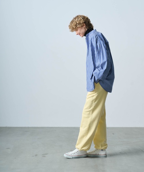 kha:ki(カーキ)の「「KHA:KI / カーキ」STRAIGHT SWEAT PANTS(スウェットパンツ・レディース・アッシュグレー/ライトイエロー/ブラック/ダークブラウン系・1/2)」の9枚目の写真