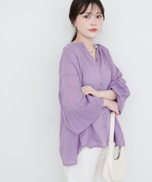 natural couture(ナチュラルクチュール)の「インド綿ピンタックギャザーブラウス(シャツ/ブラウス・レディース・ラベンダー/レッド/オフホワイト/サックスブルー/ブラック・FREE)」の7枚目の写真