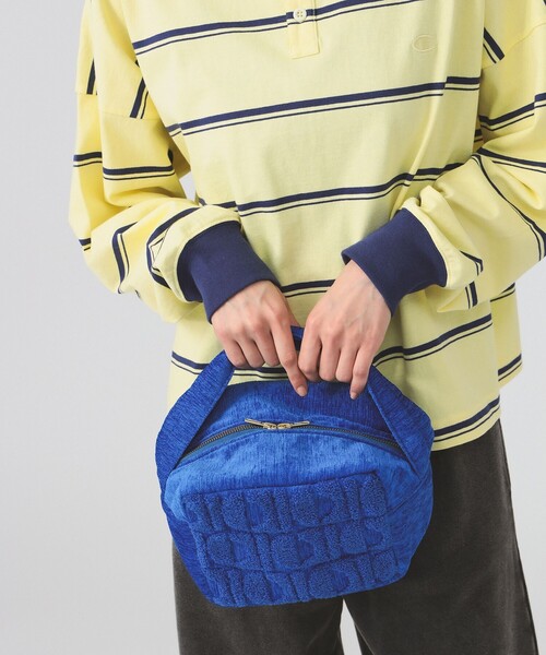 Ray BEAMS(レイビームス)の「【別注】beej / エンブロイダリー キューブ バッグ(トートバッグ・レディース・ブラック系その他4/レッド系その他6/ブルー・ONE SIZE)」の1枚目の写真