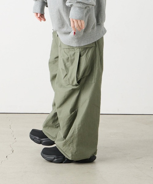 VIRGOwearworks（ヴァルゴウェアワークス）の「TANKER WIDE CARGO PANTS（カーゴパンツ・メンズ・カーキ/ブラック・2/3/4）」の9枚目の写真