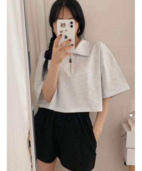 VIVID LADY（ビビッドレディー）の「ハーフジップ 半袖ポロシャツ（Tシャツ/カットソー・レディース・ライトグレー/ブラック/ネイビー・FREE）」の2枚目の写真