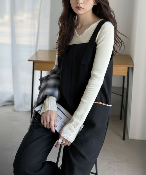 classicalelf(クラシカルエルフ)の「【体型カバー】年中着られる、シワになりにくい高見え大人サロペット。サイドポケットデザインハイウエストサロペット(サロペット/オーバーオール・レディース・チャコール/ベージュ/ブラック・LARGE/X-LARGE/SMALL/MEDIUM)」の10枚目の写真