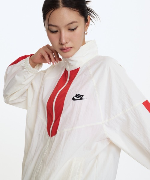 NIKE アノラック ウィンドランナー　白　Mサイズ ナイキ スポーツウェア ウィンドランナー ウィメンズ オーバー