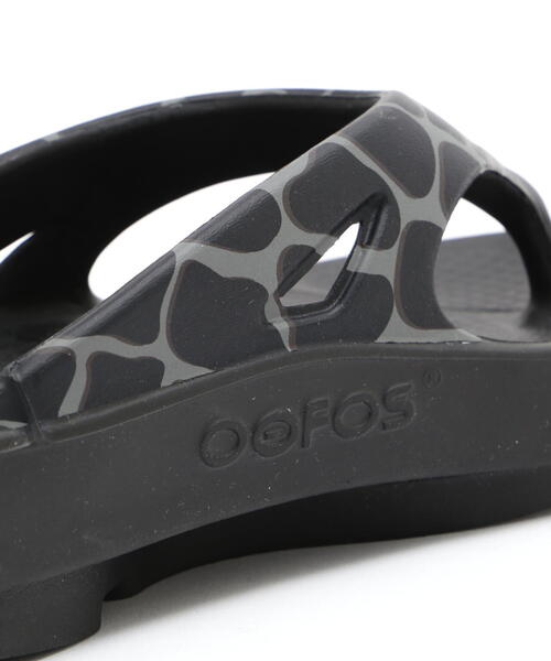 OOFOS(ウーフォス)の「Children of the discordancexOOFOS/チルドレンオブザディコーダンス×ウーフォス/OORIGINAL(サンダル・メンズ・ブラック・27/28/29/26/25)」の14枚目の写真