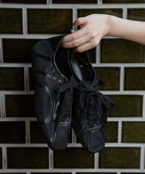 lawgy（ラウジー）の「mesh line accent sneaker / メッシュラインアクセントスニーカー（スニーカー・レディース・アイボリー/ブラック・SMALL/MEDIUM/LARGE）」の21枚目の写真