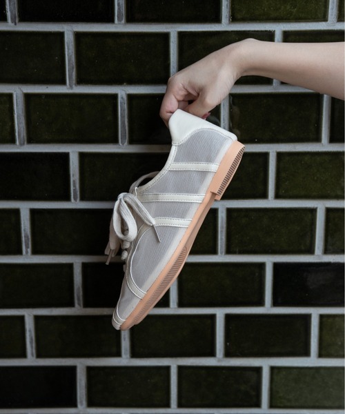 lawgy（ラウジー）の「mesh line accent sneaker / メッシュラインアクセントスニーカー（スニーカー・レディース・アイボリー/ブラック・SMALL/MEDIUM/LARGE）」の17枚目の写真
