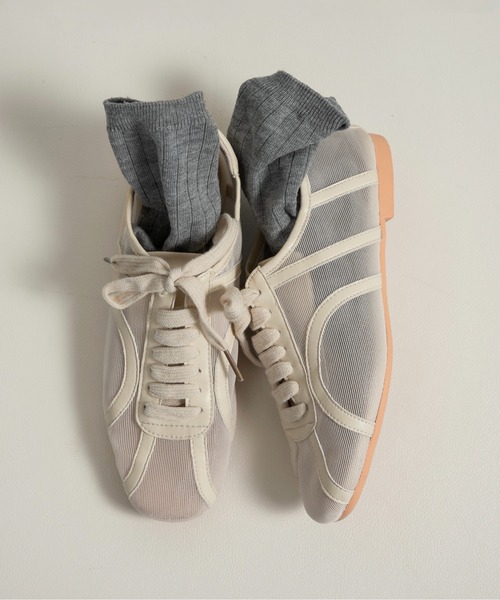 lawgy（ラウジー）の「mesh line accent sneaker / メッシュラインアクセントスニーカー（スニーカー・レディース・アイボリー/ブラック・SMALL/MEDIUM/LARGE）」の11枚目の写真