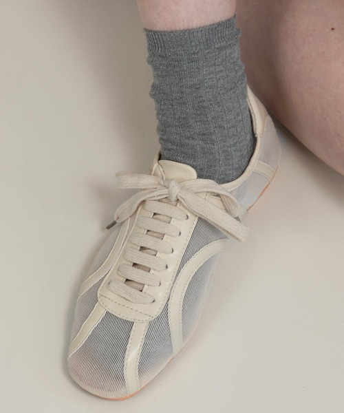 lawgy（ラウジー）の「mesh line accent sneaker / メッシュラインアクセントスニーカー（スニーカー・レディース・アイボリー/ブラック・SMALL/MEDIUM/LARGE）」の13枚目の写真