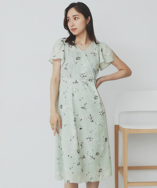 index(インデックス)の「カシュクールフラワーワンピース【洗濯機洗い可】(ワンピース・レディース・チャコール/ベージュ系その他3/グリーン系1・40/38/36)」の13枚目の写真