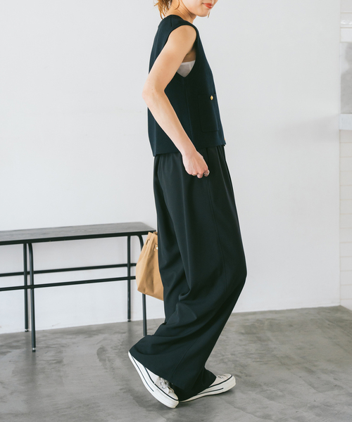 Spick & Span（スピックアンドスパン）の「《追加2》トロストレッチイージーパンツ（スラックス・レディース・ブラック/ベージュ/その他1・36/38）」の14枚目の写真