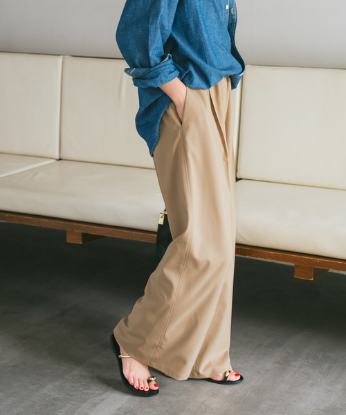 Spick & Span（スピックアンドスパン）の「《追加2》トロストレッチイージーパンツ（スラックス・レディース・ブラック/ベージュ/その他1・36/38）」の17枚目の写真