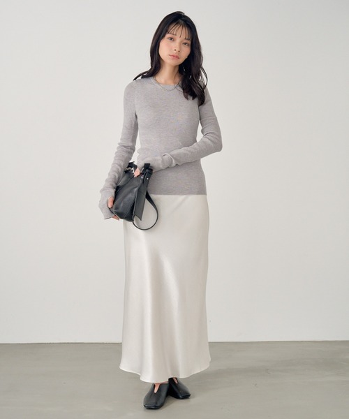 attiree（アティレー）の「【５色展開】【S,M,Lサイズ展開】サテンスカート（スカート・レディース・チャコールグレー/グレー/ブラック/アイボリー/ベージュ・SMALL/MEDIUM/LARGE）」の11枚目の写真