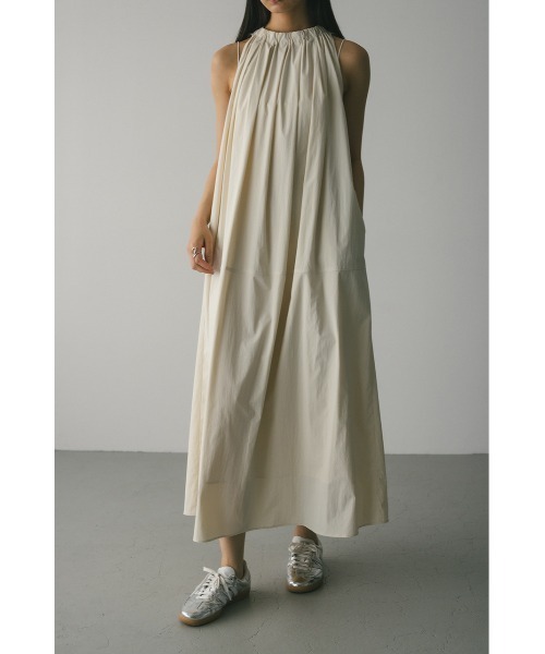 セール】撥水ネックギャザーワンピース（ワンピース