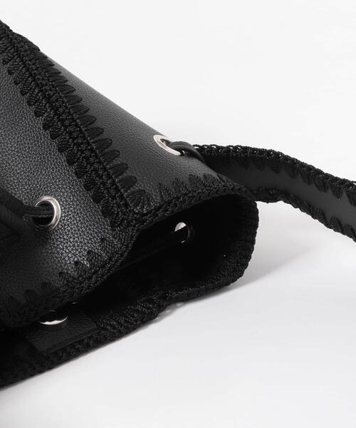 SENSE OF PLACE by URBAN RESEARCH（センスオブプレイスバイアーバンリサーチ）の「エンブロイダリーキンチャクバッグ（ショルダーバッグ・レディース・ブラック/ブラウン・ONE）」の11枚目の写真