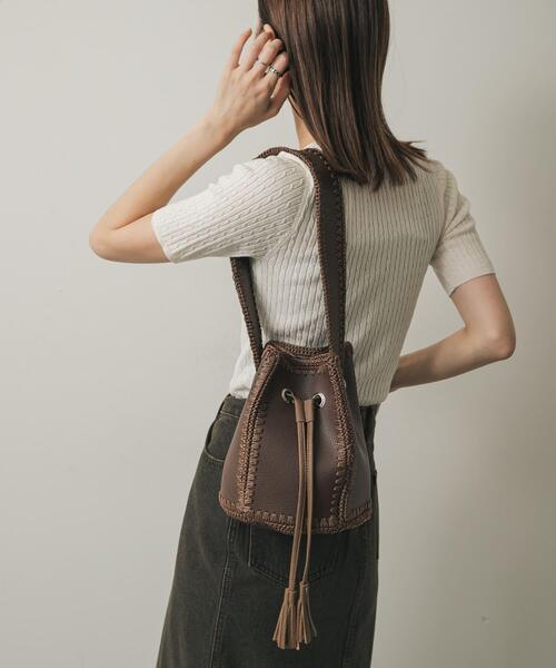 SENSE OF PLACE by URBAN RESEARCH（センスオブプレイスバイアーバンリサーチ）の「エンブロイダリーキンチャクバッグ（ショルダーバッグ・レディース・ブラック/ブラウン・ONE）」の17枚目の写真