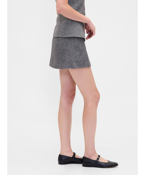 GAP（ギャップ）の「ヘリンボーン ミニスコート（スカート・レディース・グレー/ブラウン/グレー系その他・XS/S/M/L/XXS）」の20枚目の写真